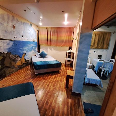 Cozy Hosting Galapagos Apartment Puerto Ayora  Exterior foto