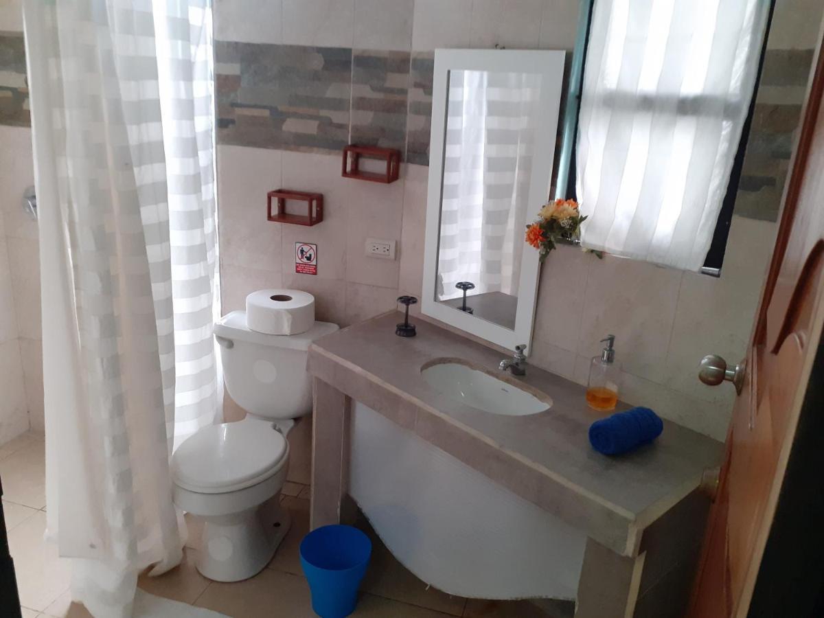 Cozy Hosting Galapagos Apartment Puerto Ayora  Exterior foto