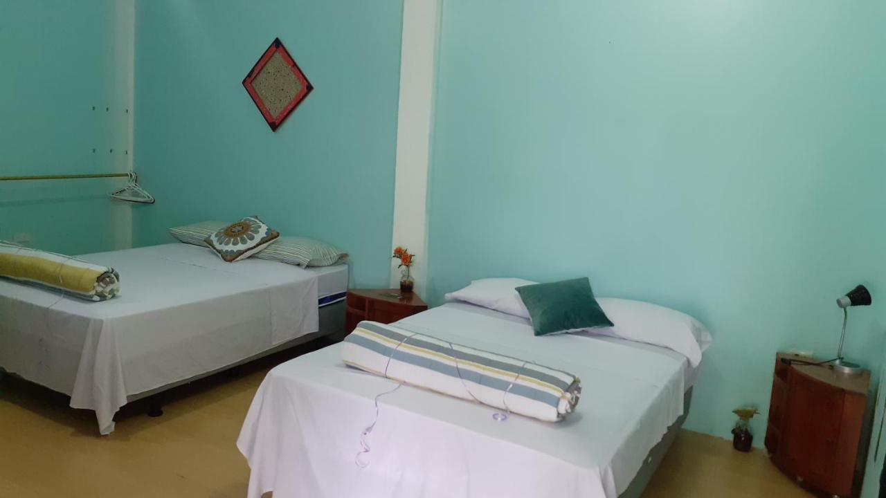 Cozy Hosting Galapagos Apartment Puerto Ayora  Exterior foto